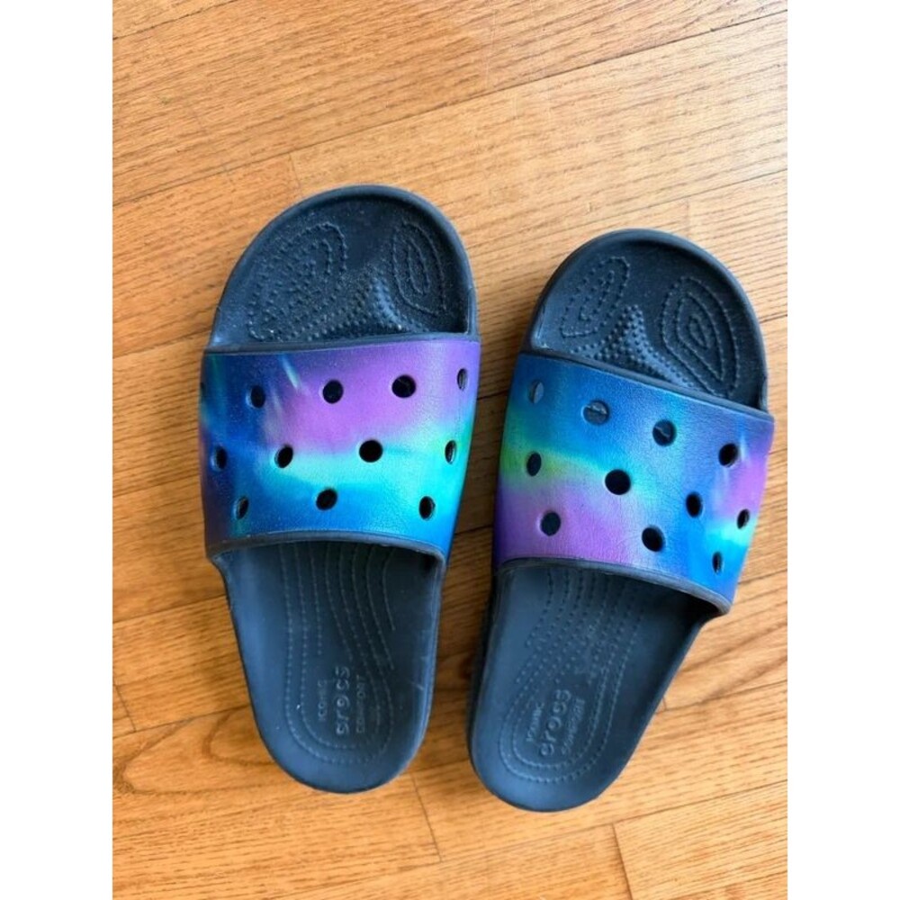 EUC Crocs iconic comfort sandals slides women’s 7 tie die black waterproof!